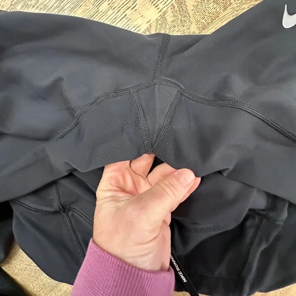 Nike Black Dri-FIT Performance 7/8 Leggings medium Running Walking Training - Picture 8 of 17
